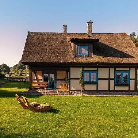 Kaszuby, Dom Kaszubski Nad Jeziorem Danielowa Dolina Szymbark  Exterior photo