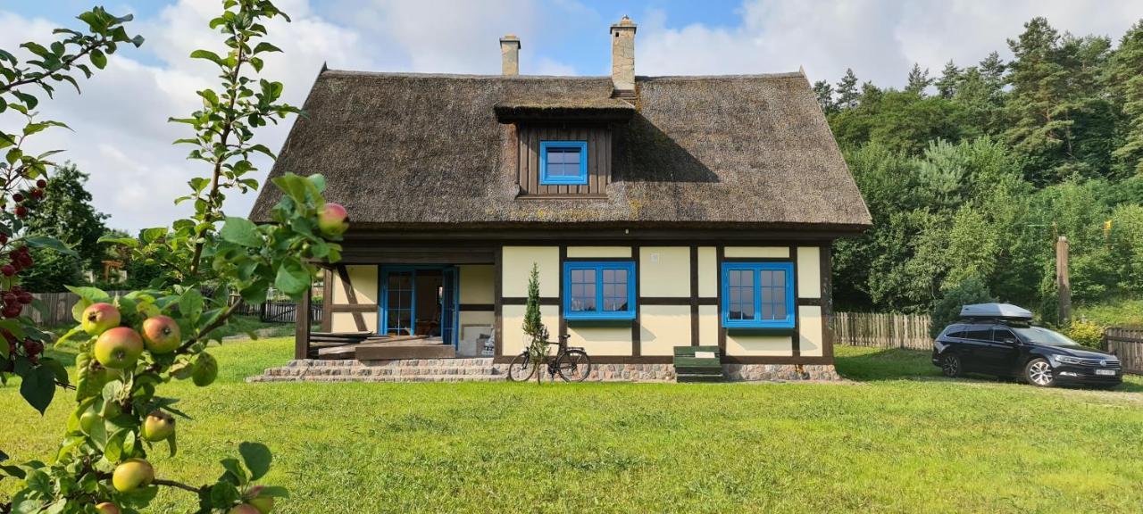 Kaszuby, Dom Kaszubski Nad Jeziorem Danielowa Dolina Holiday home