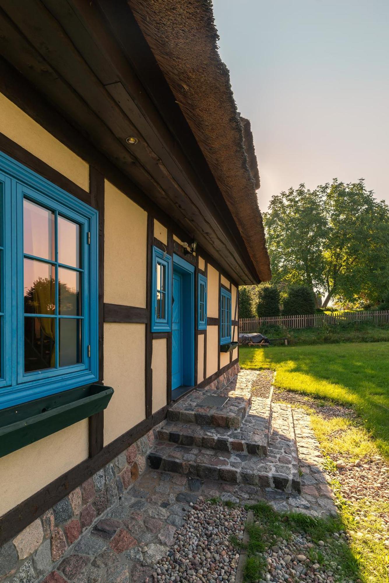Kaszuby, Dom Kaszubski Nad Jeziorem Danielowa Dolina Szymbark (Pomerania)