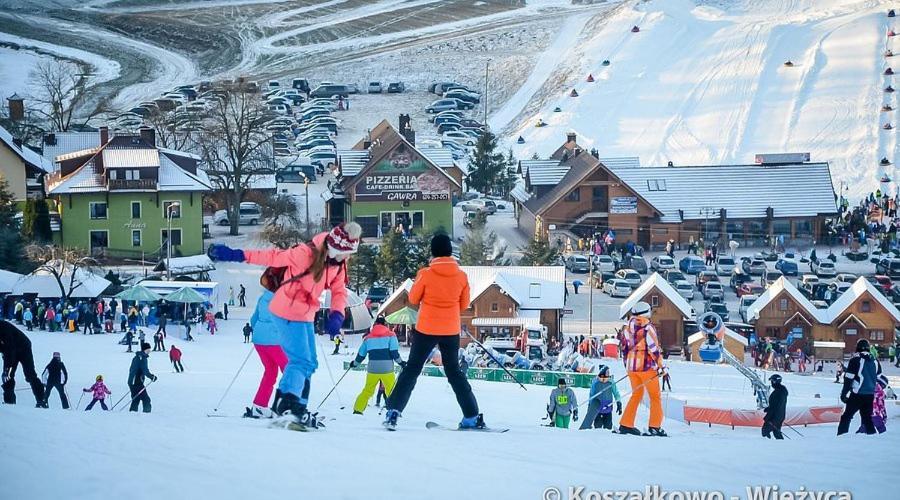 Kaszuby, Dom Kaszubski Nad Jeziorem Danielowa Dolina